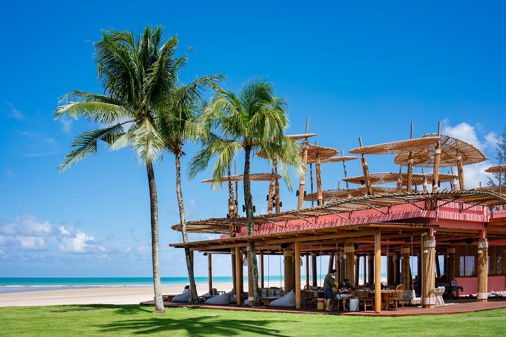 Apsara Beachfront Resort and Villa