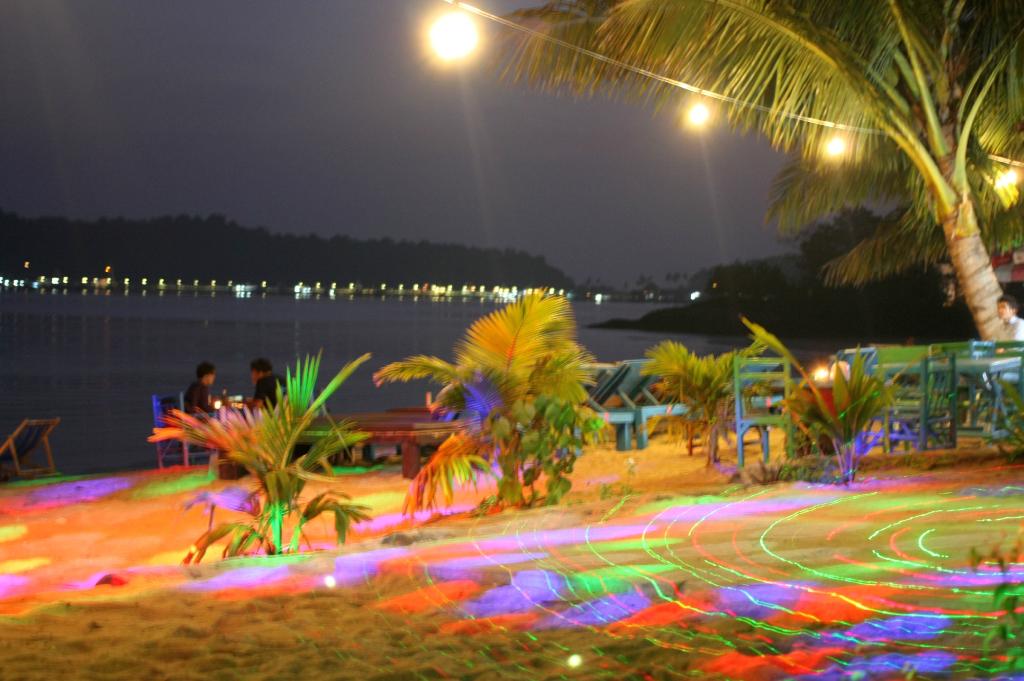 Yuyu גולדן ביץ'