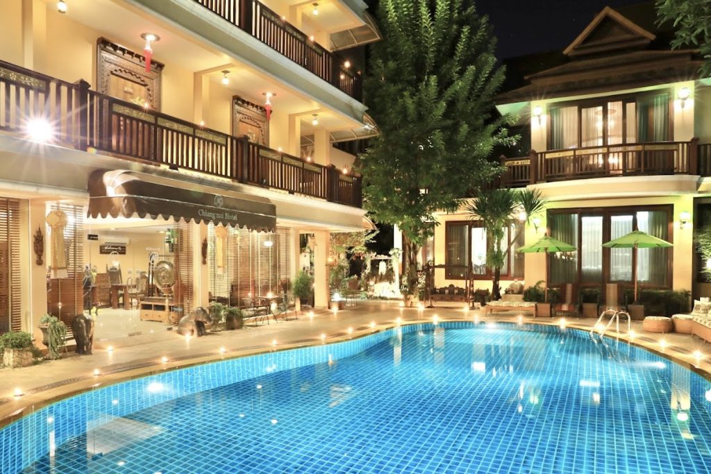 At Chiang Mai Hotel