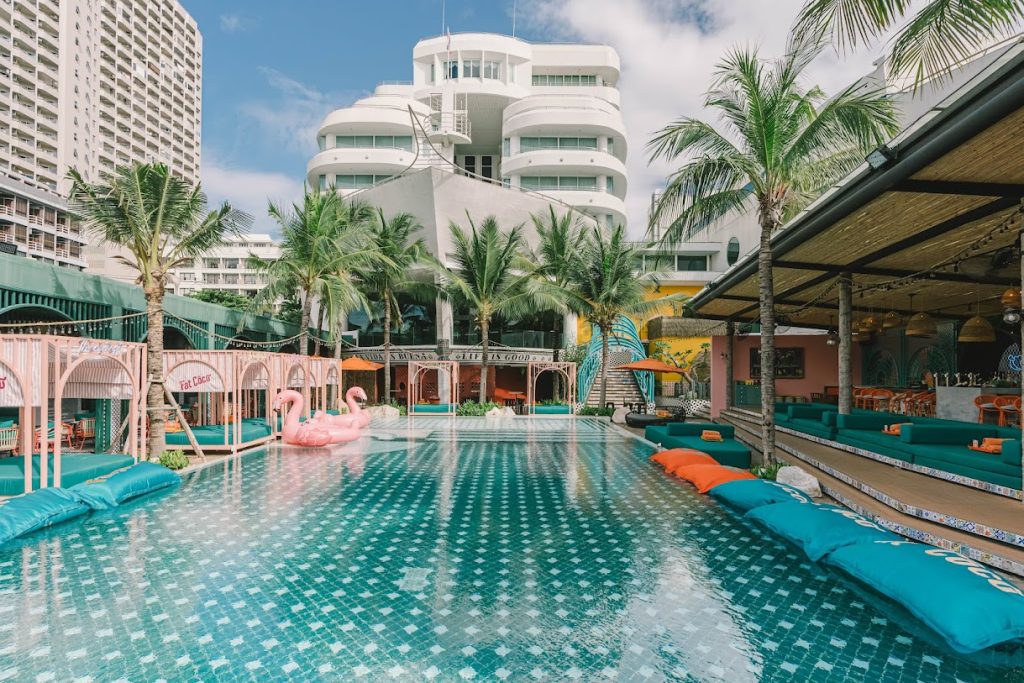 A-One The Royal Cruise Hotel